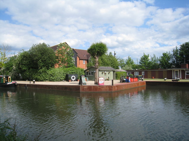 Moorings on the Kennet & Avon Canal