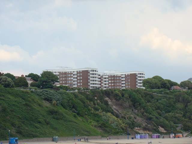 Flats on East Overcliff Drive, viewed from the pier #2
