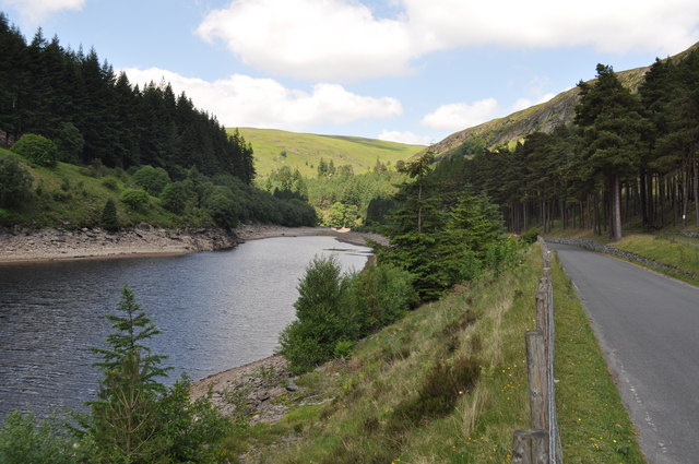 Looking towards the end of the reservoir