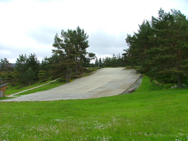 Dry ski slope