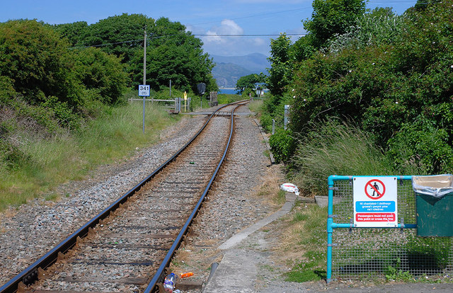 The Cambrian line just north of Llwyngwril station