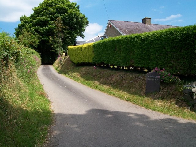 Farm road to Cefn Coch Farm