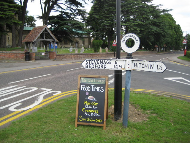 Ickleford: Pre-Worboys Report road sign © Nigel Cox :: Geograph Britain ...