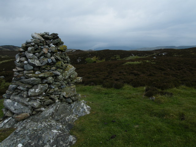 View inland from the small cairn above Uisken Bay