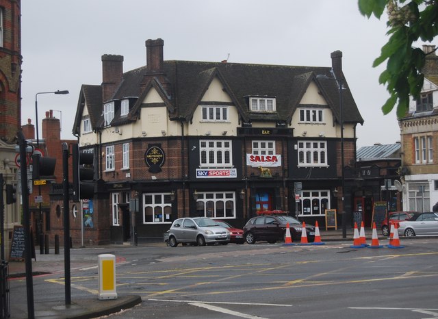 Greyhound, Greyhound Hill © N Chadwick :: Geograph Britain and Ireland