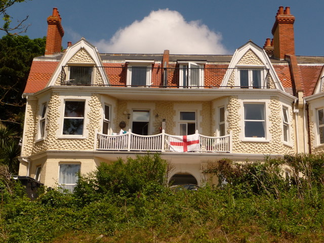 Boscombe: Undercliff Road frontages