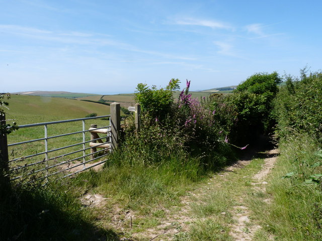 The top of Hole Lane where a footpath leads away to Croyde
