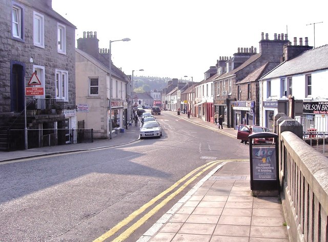 High Street Dalbeattie © Ann Cook cc-by-sa/2.0 :: Geograph Britain and ...