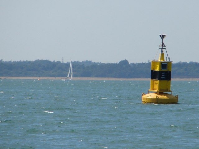 West Ryde Middle Cardinal Buoy © Ian Paterson cc-by-sa/2.0 :: Geograph ...