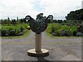 J5080 : Sculpture, Castle Park Walled Gardens by Kenneth  Allen
