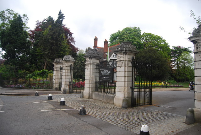 Dulwich Park: Old College Gate, College... \u00a9 N Chadwick :: Geograph Britain and Ireland