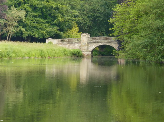 Paine's Bridge, Temple Pool