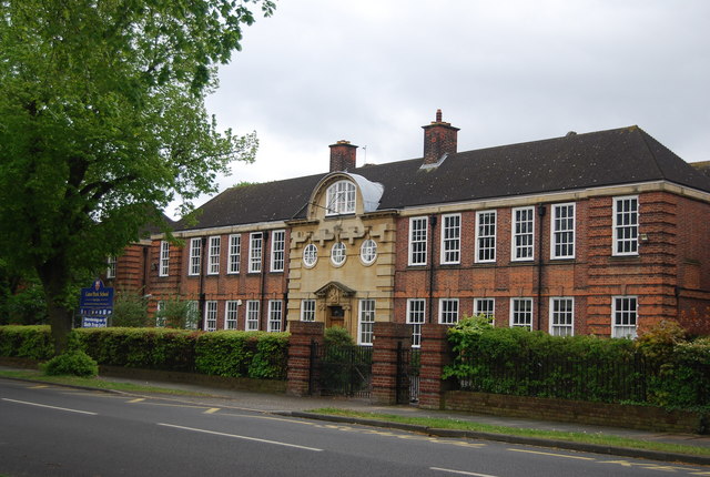 Cator Park School for Girls © N Chadwick :: Geograph Britain and Ireland