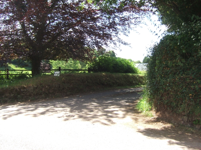 Entrance road to West Forde Farm