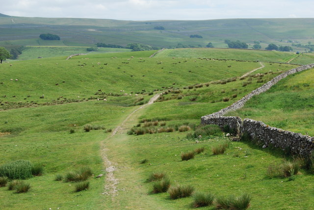 Footpath back towards Horton in Ribblesdale