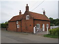 Cottage, Fenton