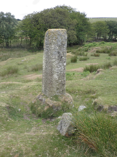 Boundary stone, near Cullever Steps