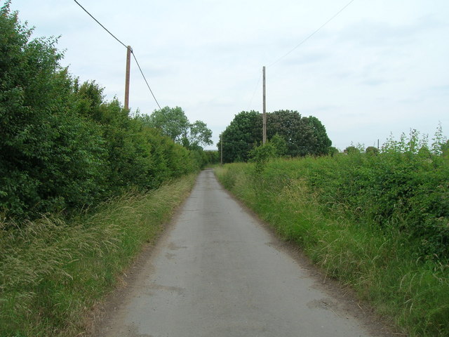 Track near Lodge Farm, Saxondale (footpath)