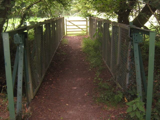 Metal footbridge on Sussex Border Path near Moat Farm