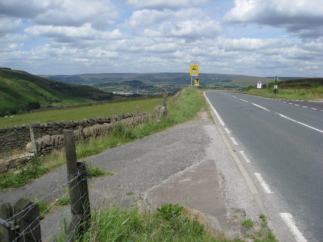 Starting the descent down Chunal Hill into Glossop