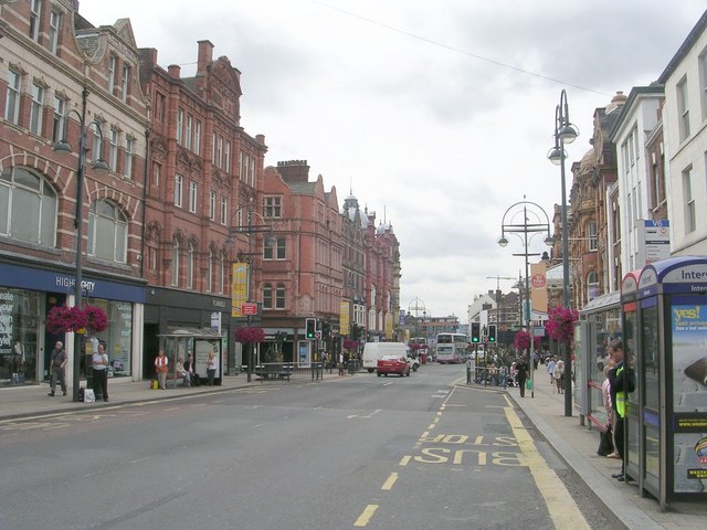 Vicar Lane - The Headrow © Betty Longbottom cc-by-sa/2.0 :: Geograph ...