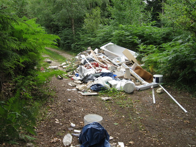 Fly tipping, The Orchard, Chilworth