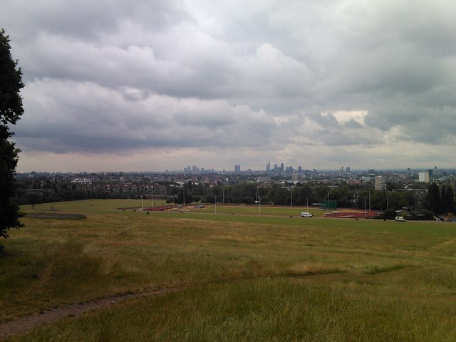 Complete view of the panorama of London from Parliament Hill