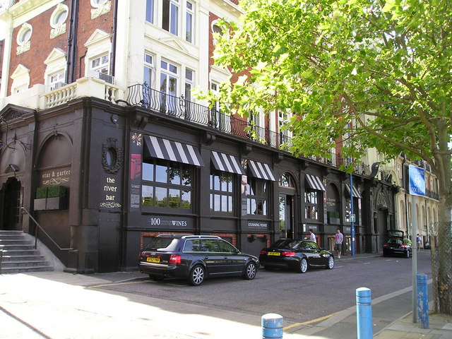 The Star and Garter Pub, Putney