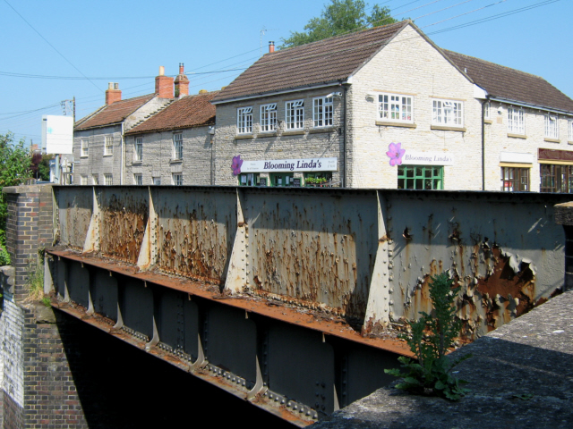 Railway bridge, West Street, Somerton