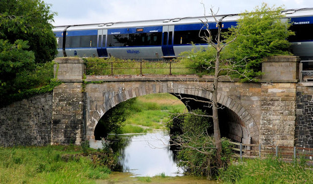 Canal bridge (railway) at Moira (2) © Albert Bridge cc-by-sa/2.0 ...