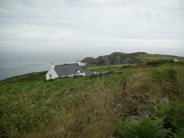 Pwll Deri Youth Hostel © Martyn Harries :: Geograph Britain and Ireland