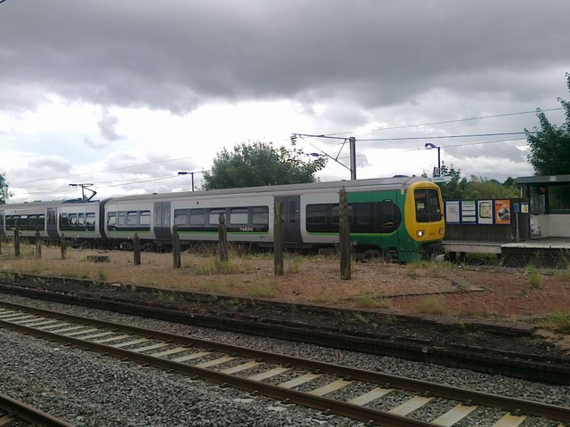 Passenger train at Northfield station