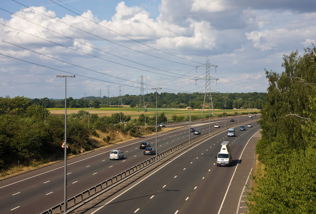 Esher Bypass © Martin Addison :: Geograph Britain and Ireland