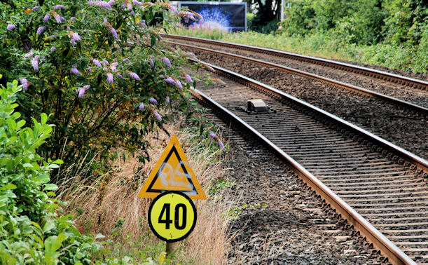 Temporary speed restriction sign, Lambeg station