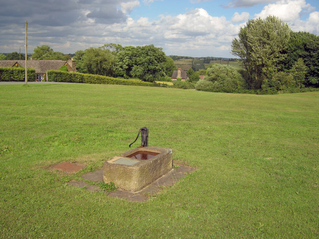 Brackenfield village pump