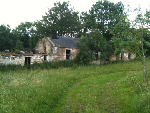 Ruin Cottage at Wellbog