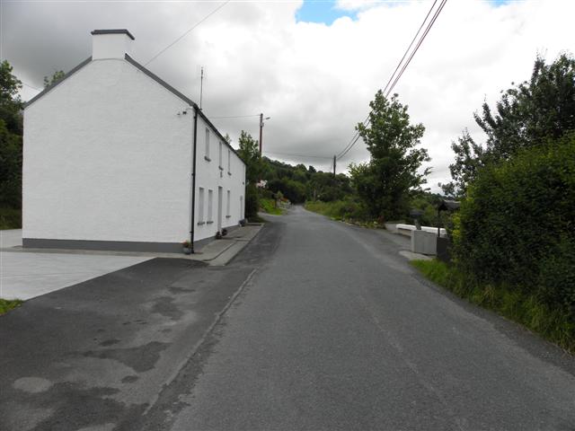 Minor road, Newmills