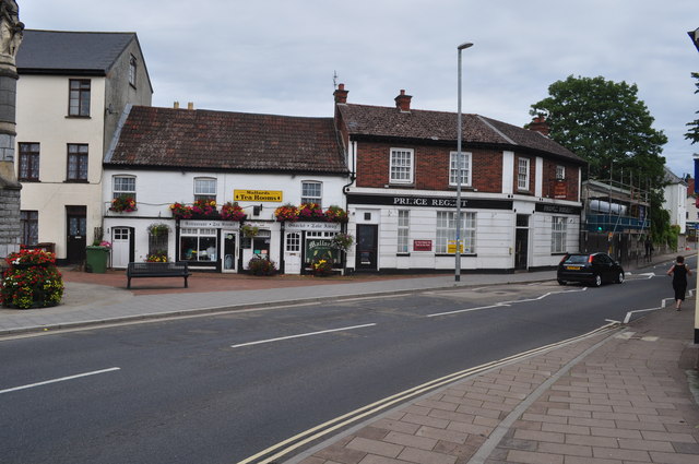 tiverton-prince-regent-pub-mallards-lewis-clarke-geograph