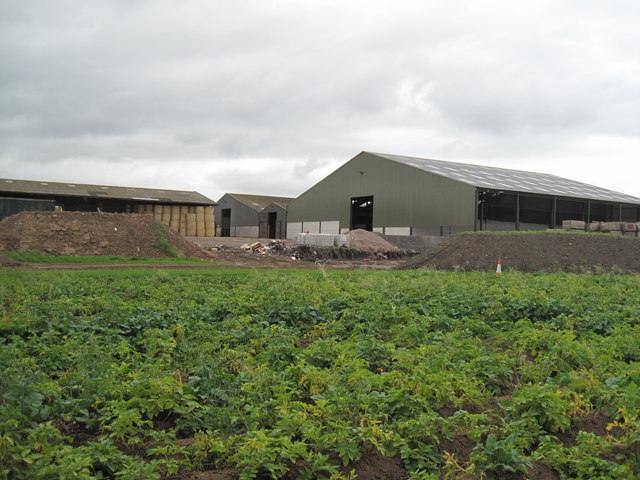 Farm Buildings near Guilden Sutton
