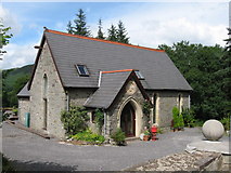 SO0514 : Converted chapel near Dol-y-gaer by Gareth James