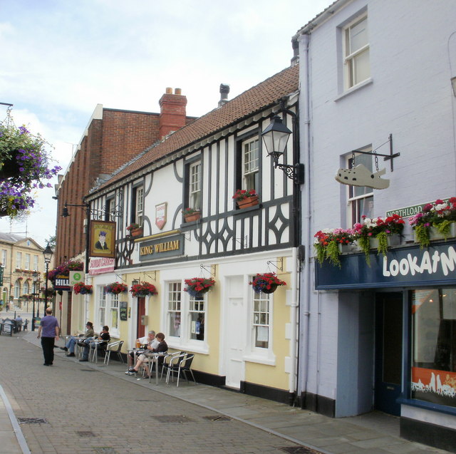 King William, Glastonbury © Jaggery :: Geograph Britain and Ireland