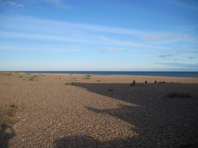 shingle-beach-east-preston-martin-dawes-geograph-britain-and-ireland