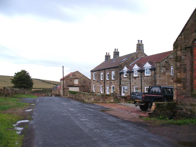 Cottages at Street Houses