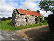 H6029 : Cottage, Killykeeragh by Kenneth  Allen