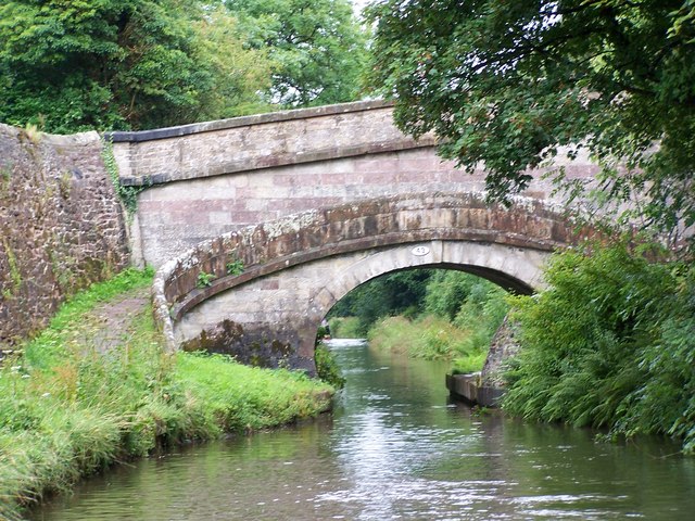 Bridge 43, Macclesfield Canal © David Martin :: Geograph Britain and ...