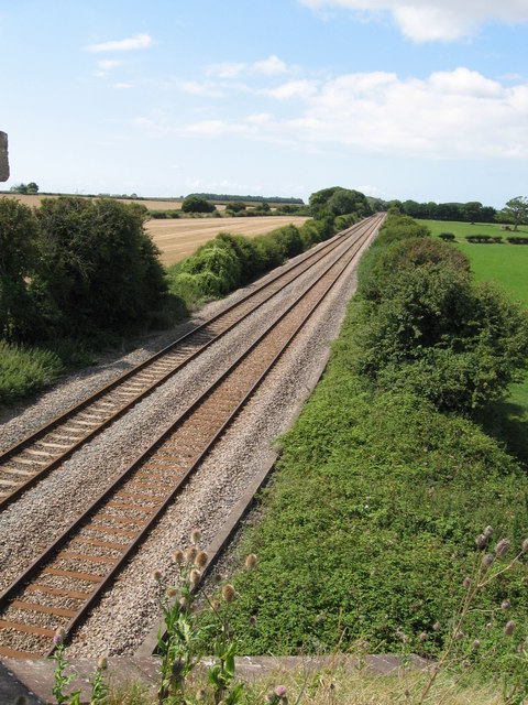 Vale of Glamorgan line near St. Athan © Gareth James cc-by-sa/2.0 ...