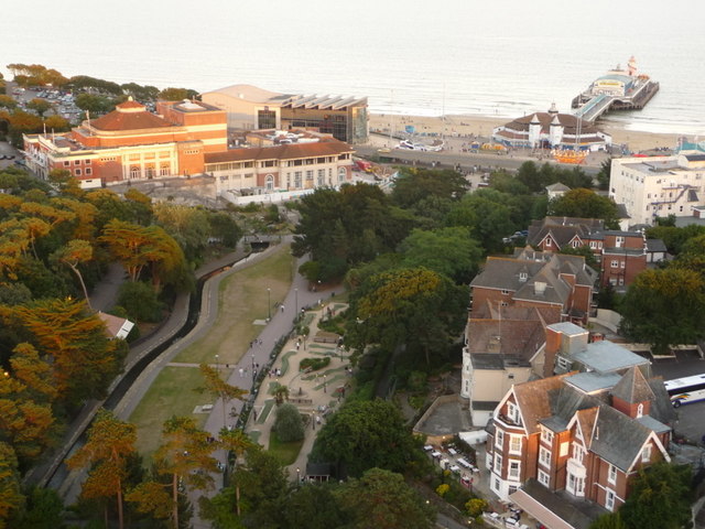 Bournemouth: Lower Gardens, Pavilion Theatre and pier from above