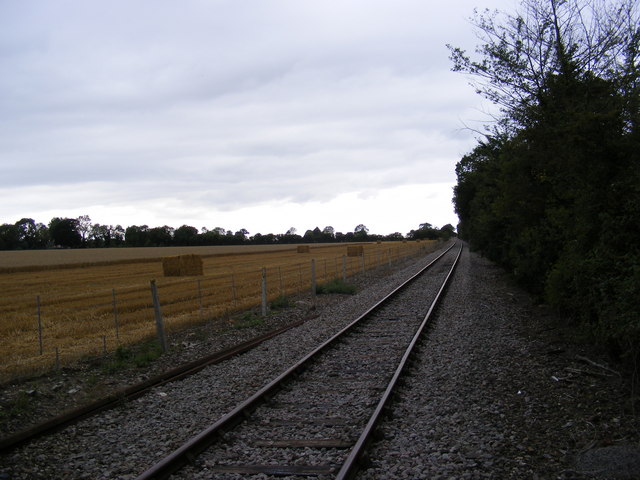 Along the railway tracks to Saxmundham