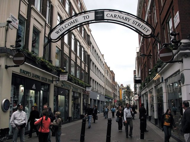 Welcome to Carnaby Street, W1 © Phillip Perry cc-by-sa/2.0 :: Geograph ...