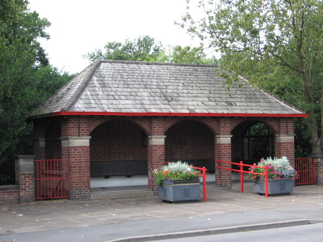 Alfreton - Alma Watchorn Park shelter